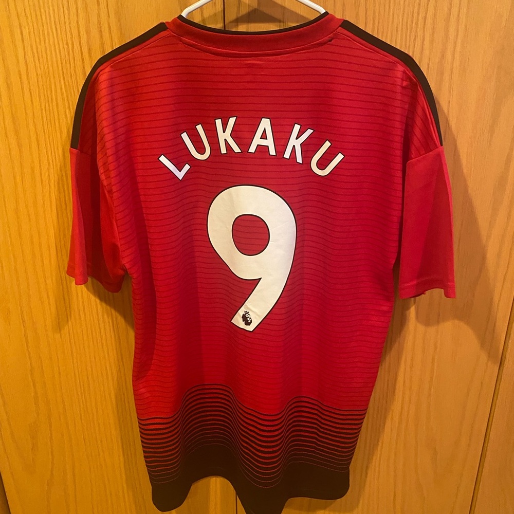 Man United Jersey - #9 Romelu Lukaku - Men’s XL